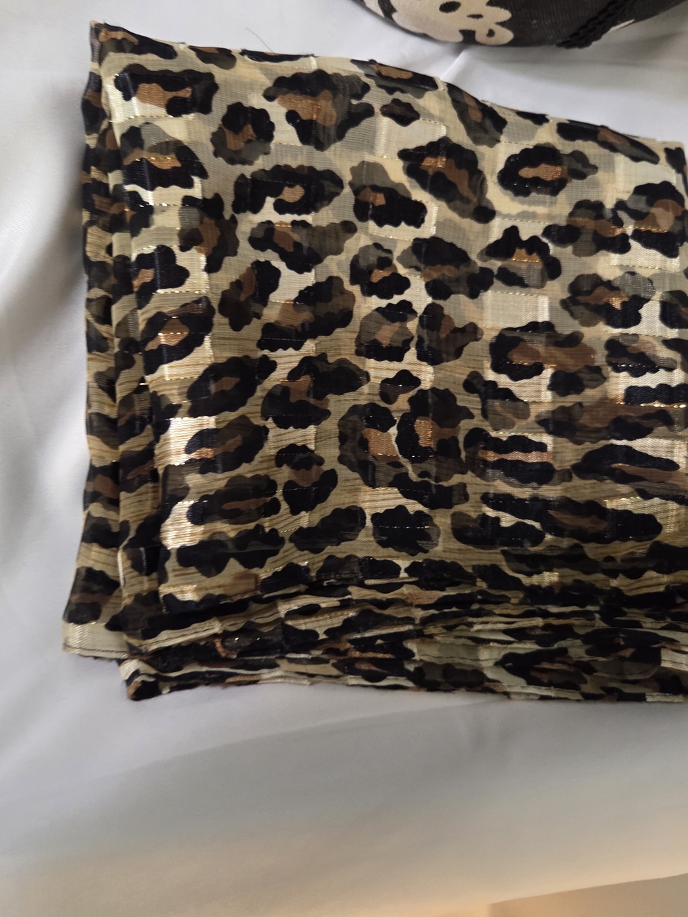S123. Leopard Print Women's Scarf - Picture 5 of 6